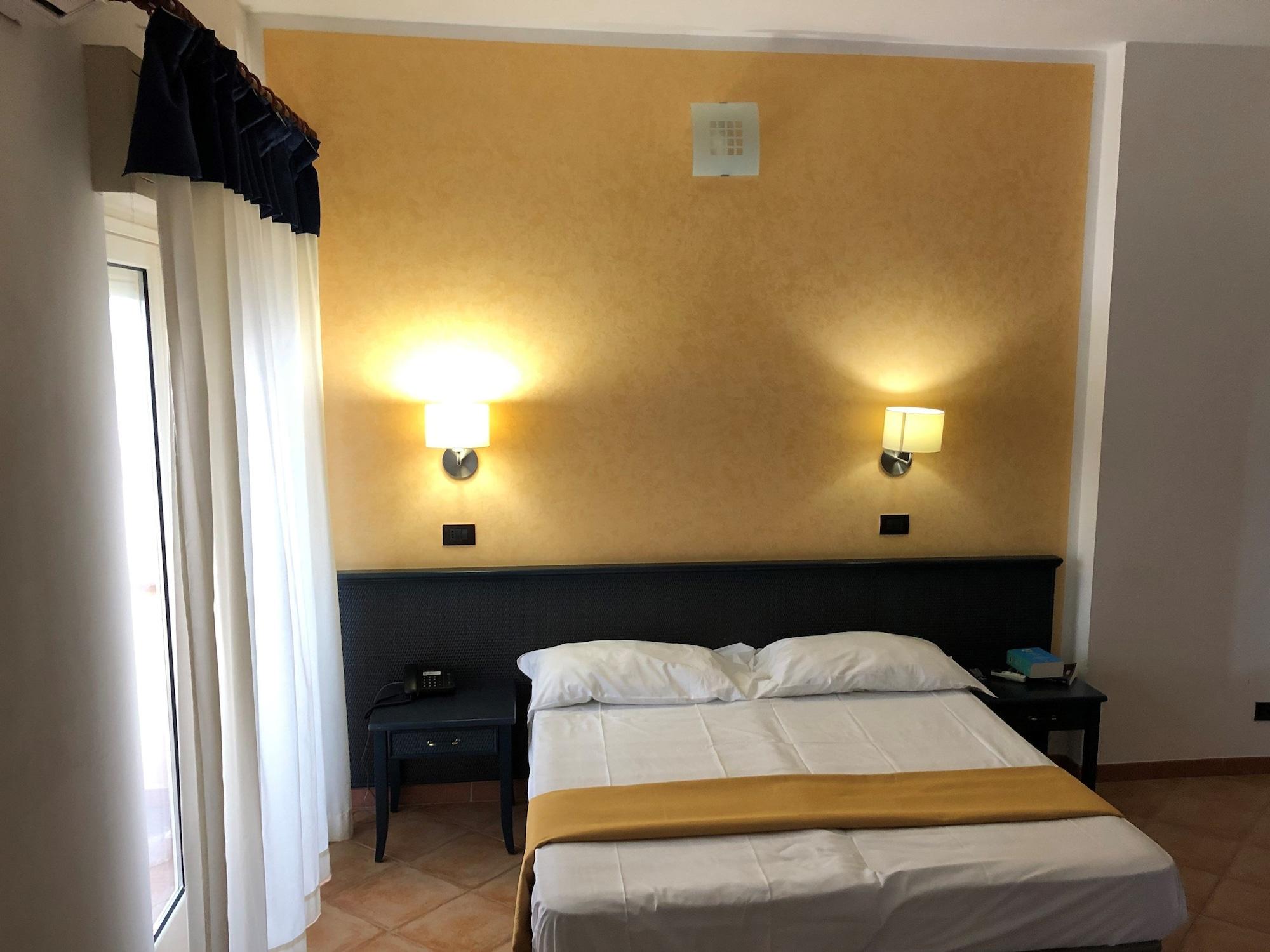 סן לאונה Residence Hotel Antica Perla מראה חיצוני תמונה