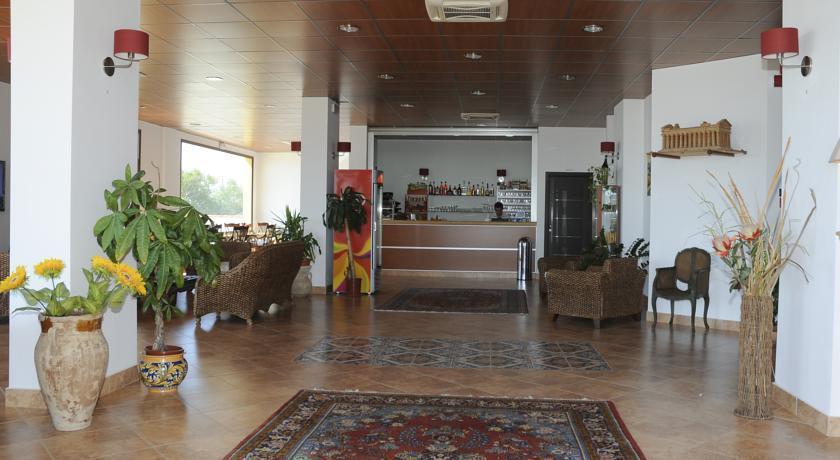 סן לאונה Residence Hotel Antica Perla מראה חיצוני תמונה