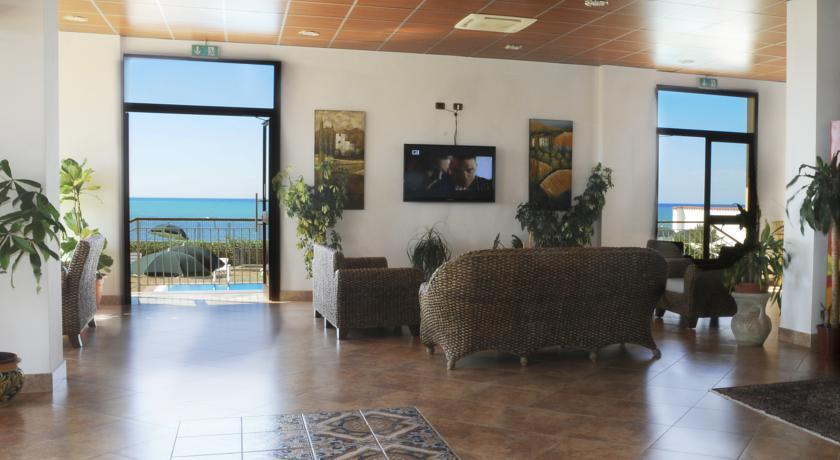 סן לאונה Residence Hotel Antica Perla מראה חיצוני תמונה