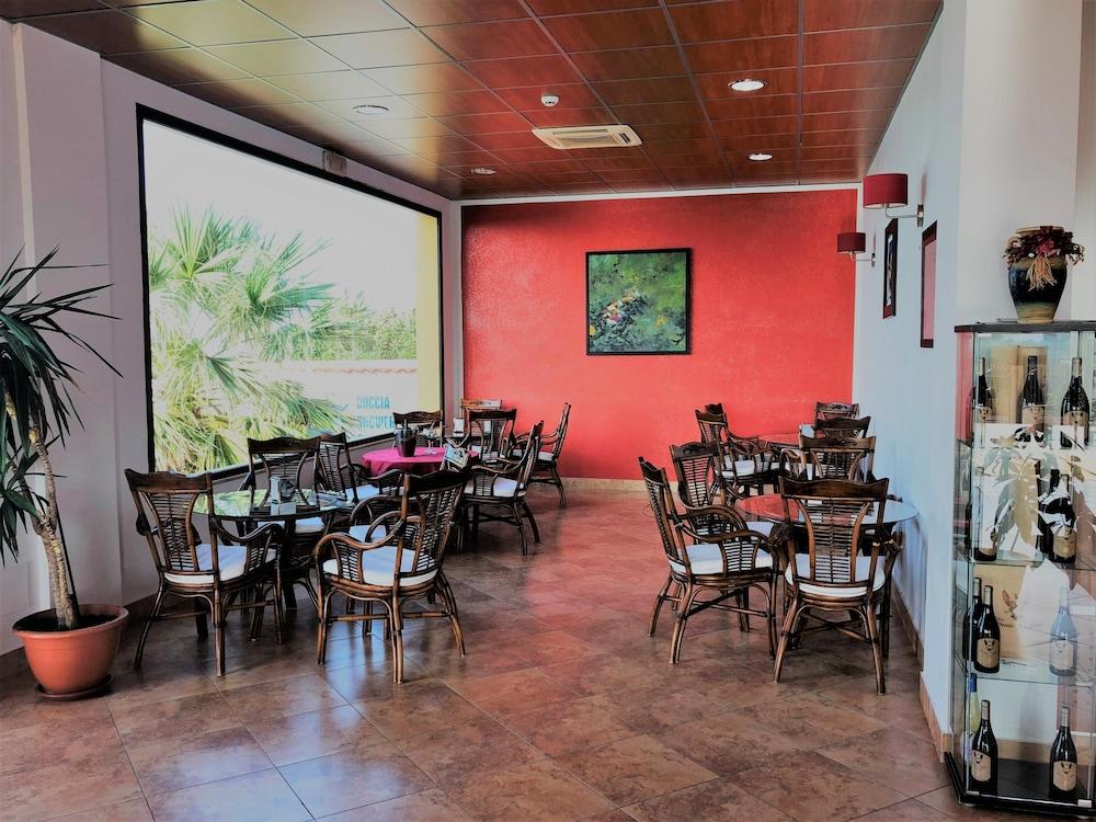 סן לאונה Residence Hotel Antica Perla מראה חיצוני תמונה