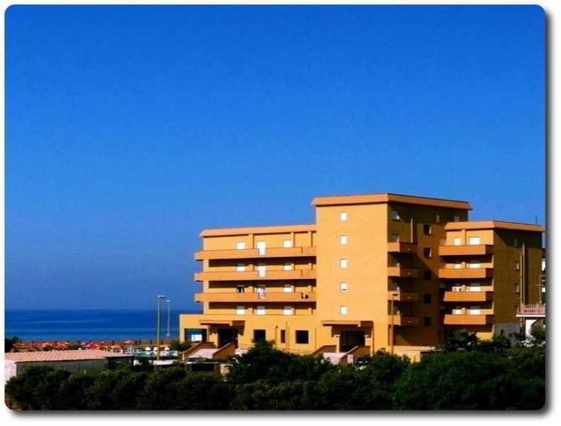 סן לאונה Residence Hotel Antica Perla מראה חיצוני תמונה
