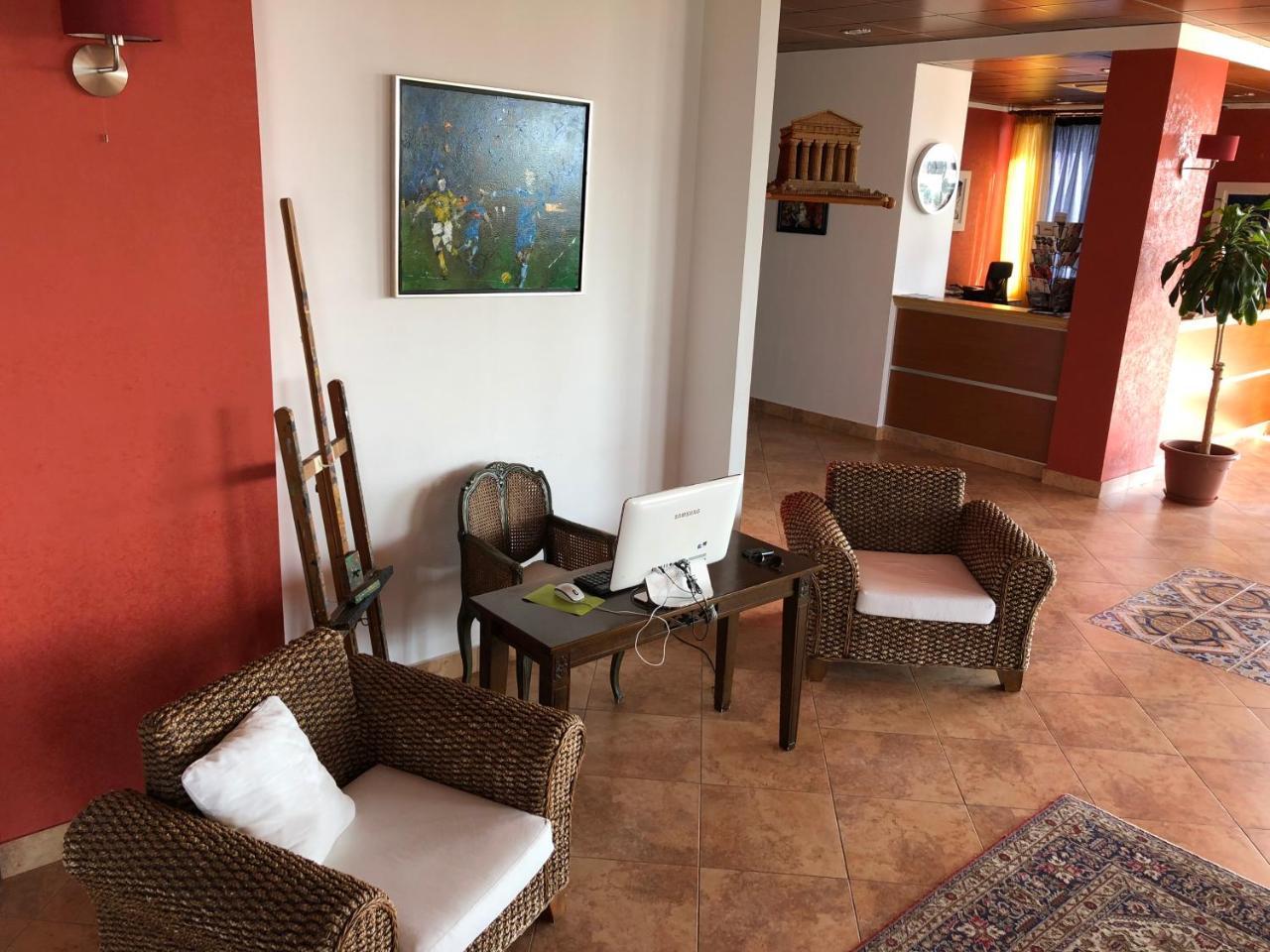 סן לאונה Residence Hotel Antica Perla מראה חיצוני תמונה