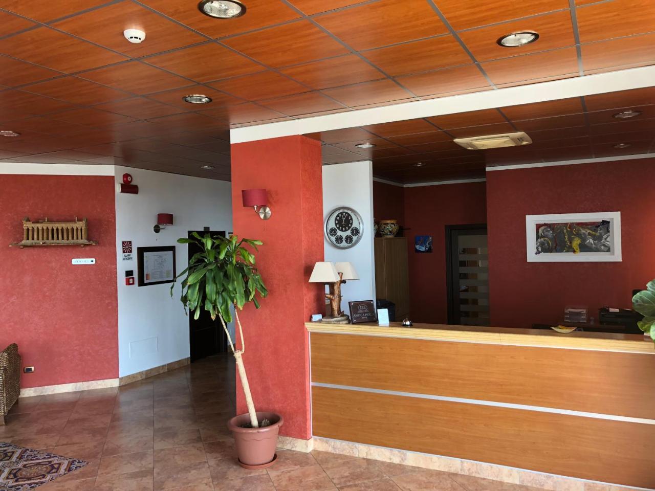 סן לאונה Residence Hotel Antica Perla מראה חיצוני תמונה