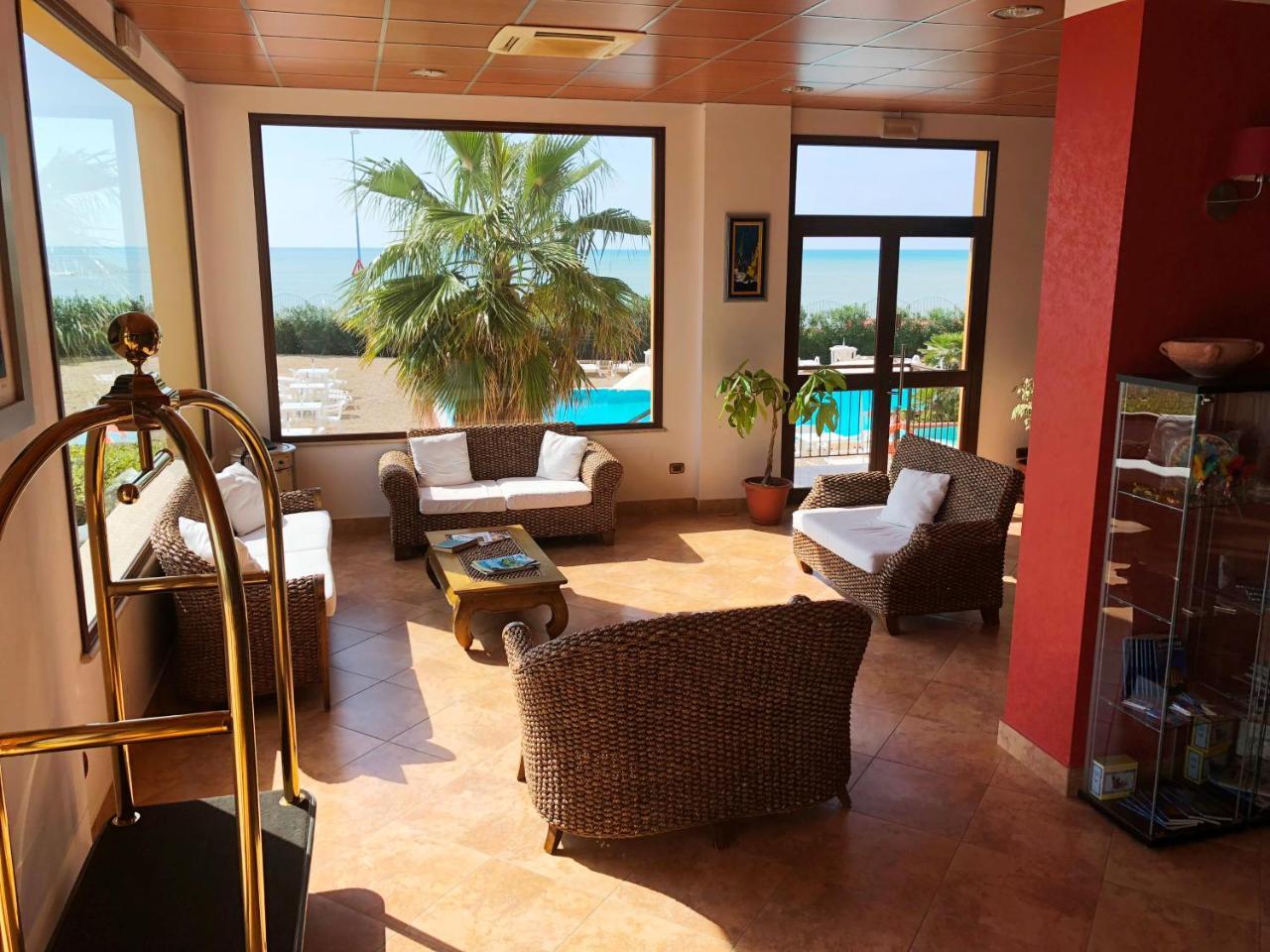 סן לאונה Residence Hotel Antica Perla מראה חיצוני תמונה